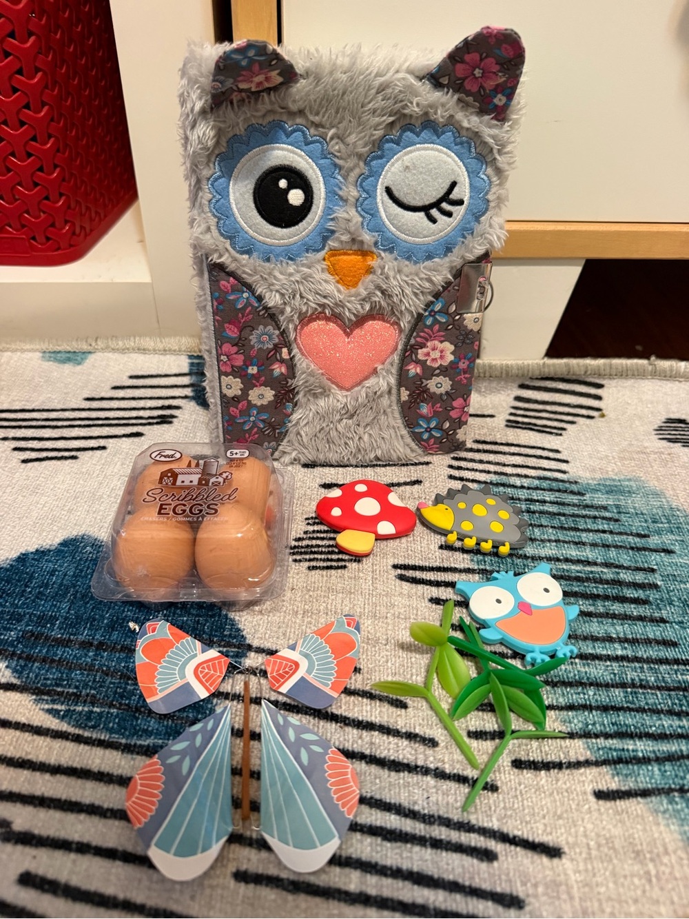 Kids Set: Diary, bookmarks, erasers, magnets